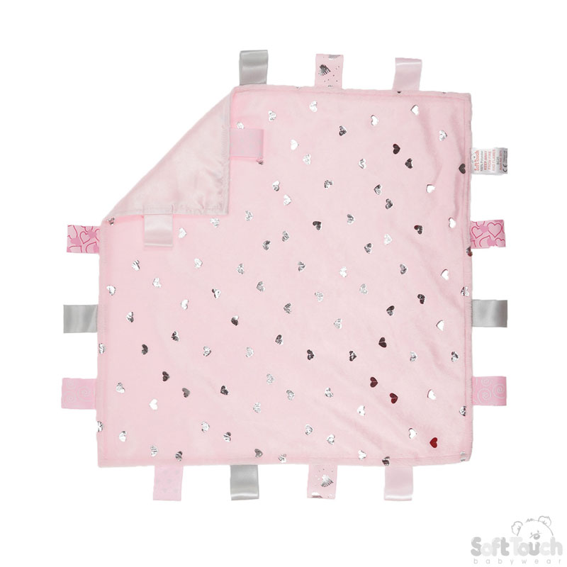 BC20 Knuffeldoekje met labels & Zilveren hartjes.